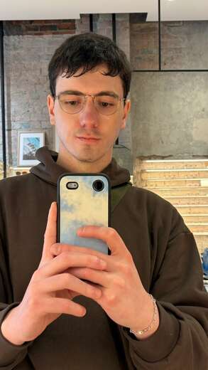 6'2 Genuine Melbourne Lad for a Good Time - Alternate Photo