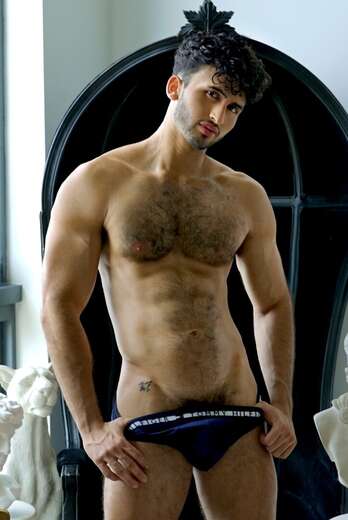 Athletic young man ready to make your day - Gay Male Escort in Miami - Main Photo