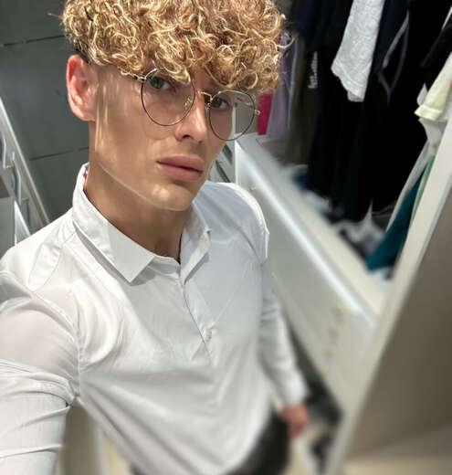 I am here for fun - Gay Male Escort in Miami - Main Photo