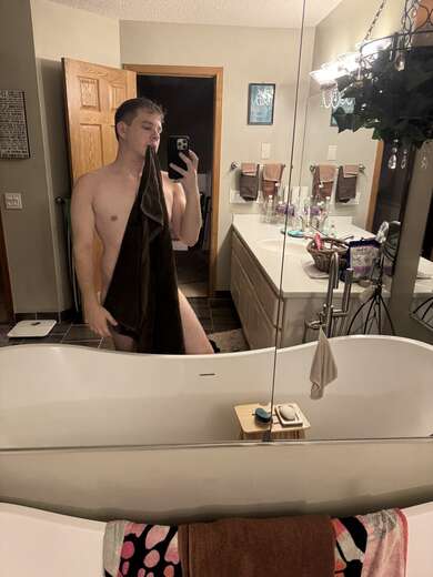 From mild to wild - Gay Male Escort in Minneapolis - Main Photo