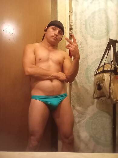 Clean and discrete latino - Alternate Photo