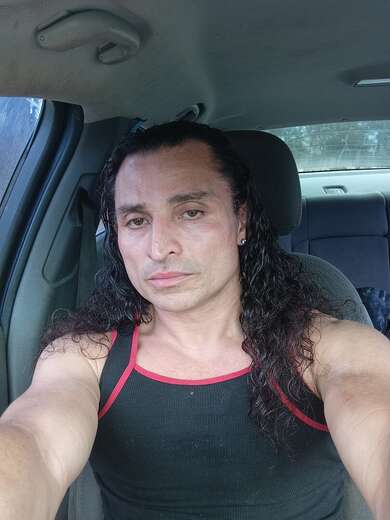 Clean and discrete latino - Alternate Photo