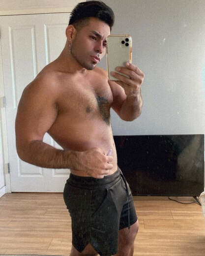 Latino masseur erotic - Alternate Photo