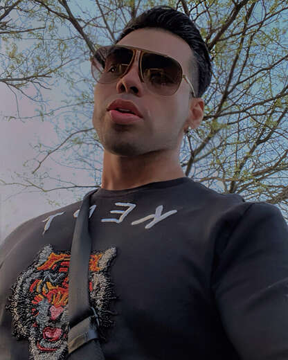 Latino masseur erotic - Alternate Photo