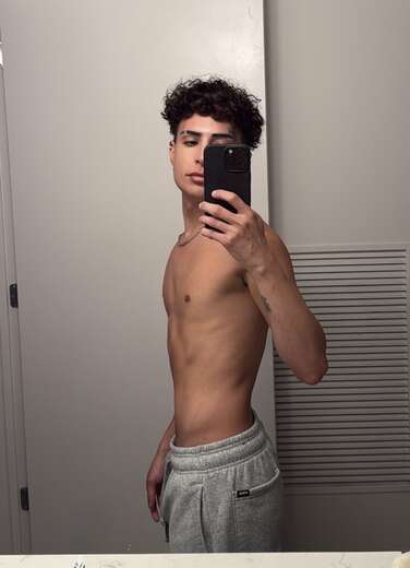 Young cute twink - Gay Male Escort in Orange County - Main Photo