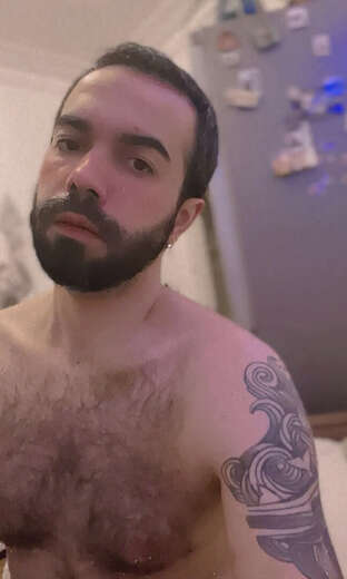 nice hairy guy - Gay Male Escort in Paris - Main Photo