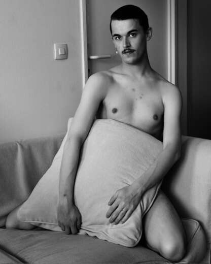 Your custom sensual experience - Gay Male Escort in Paris - Main Photo