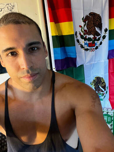 🇲🇽😎A Pro Acrobatic Male Stripper😎🇲🇽 - Alternate Photo