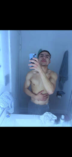 Jayjay here love spending quality time 😌 - Alternate Photo