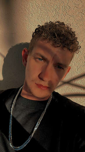 fun outing adventures talkative turn up - Gay Male Escort in Pittsburgh - Main Photo