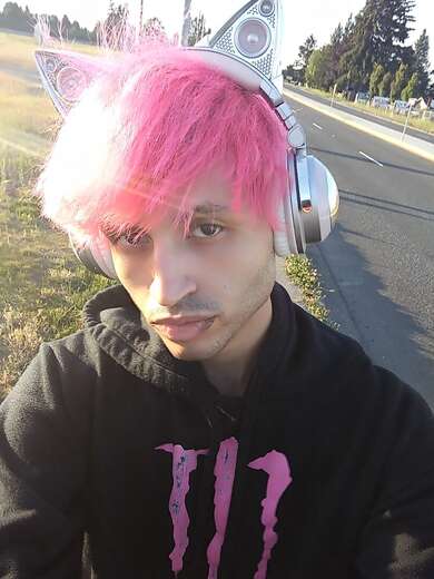 30 year college boy - Alternate Photo