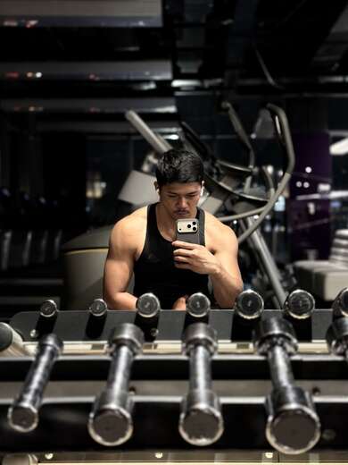 Sweet and muscular - Gay Male Escort in Singapore - Main Photo