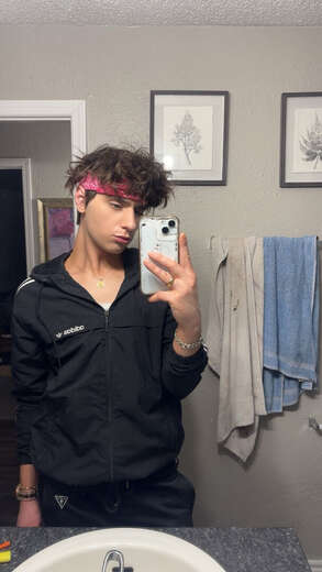 Boss boi aka sexy twink - Alternate Photo