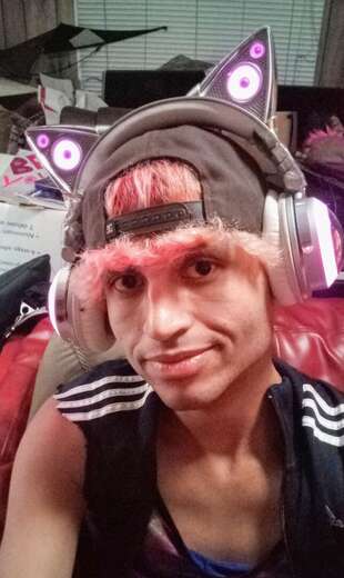 31 year old college boy - Alternate Photo