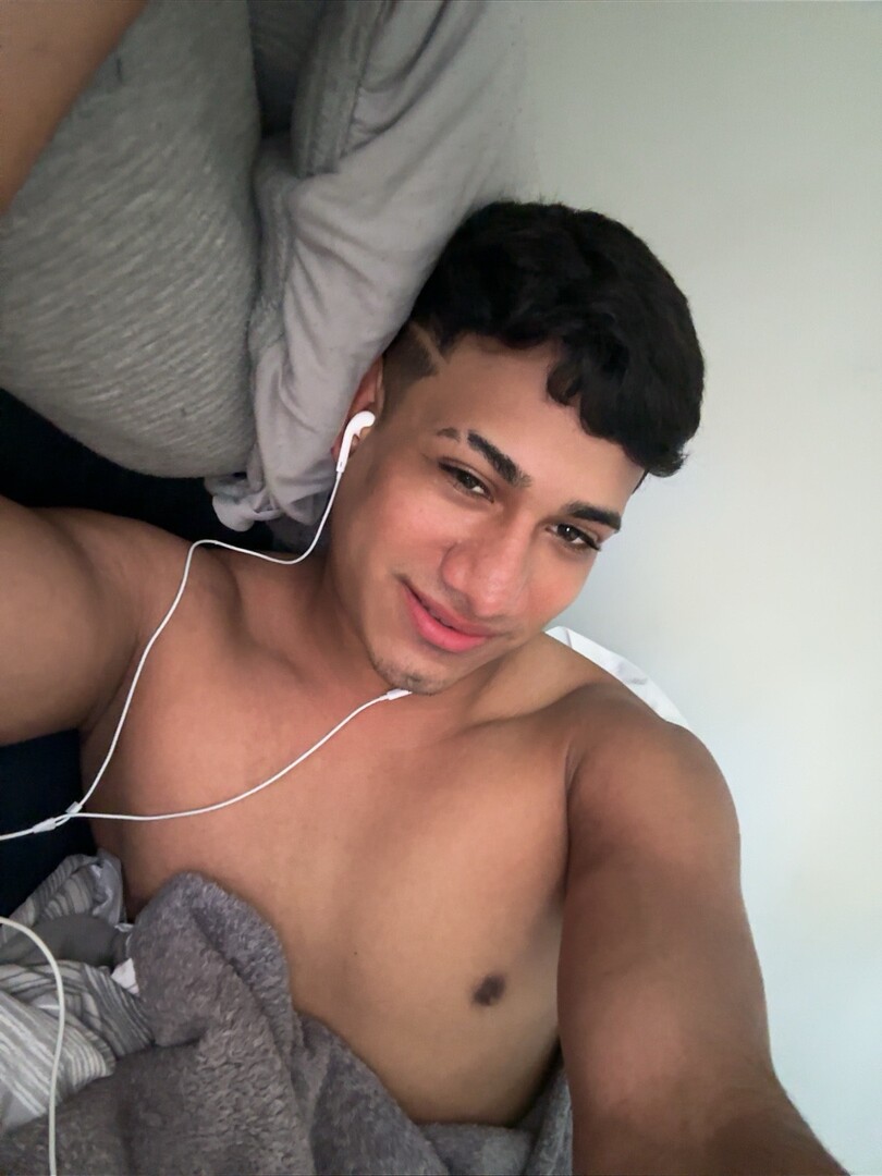 Soy buen chico 🍬 | Bi Male Escort in Cincinnati | MintBoys