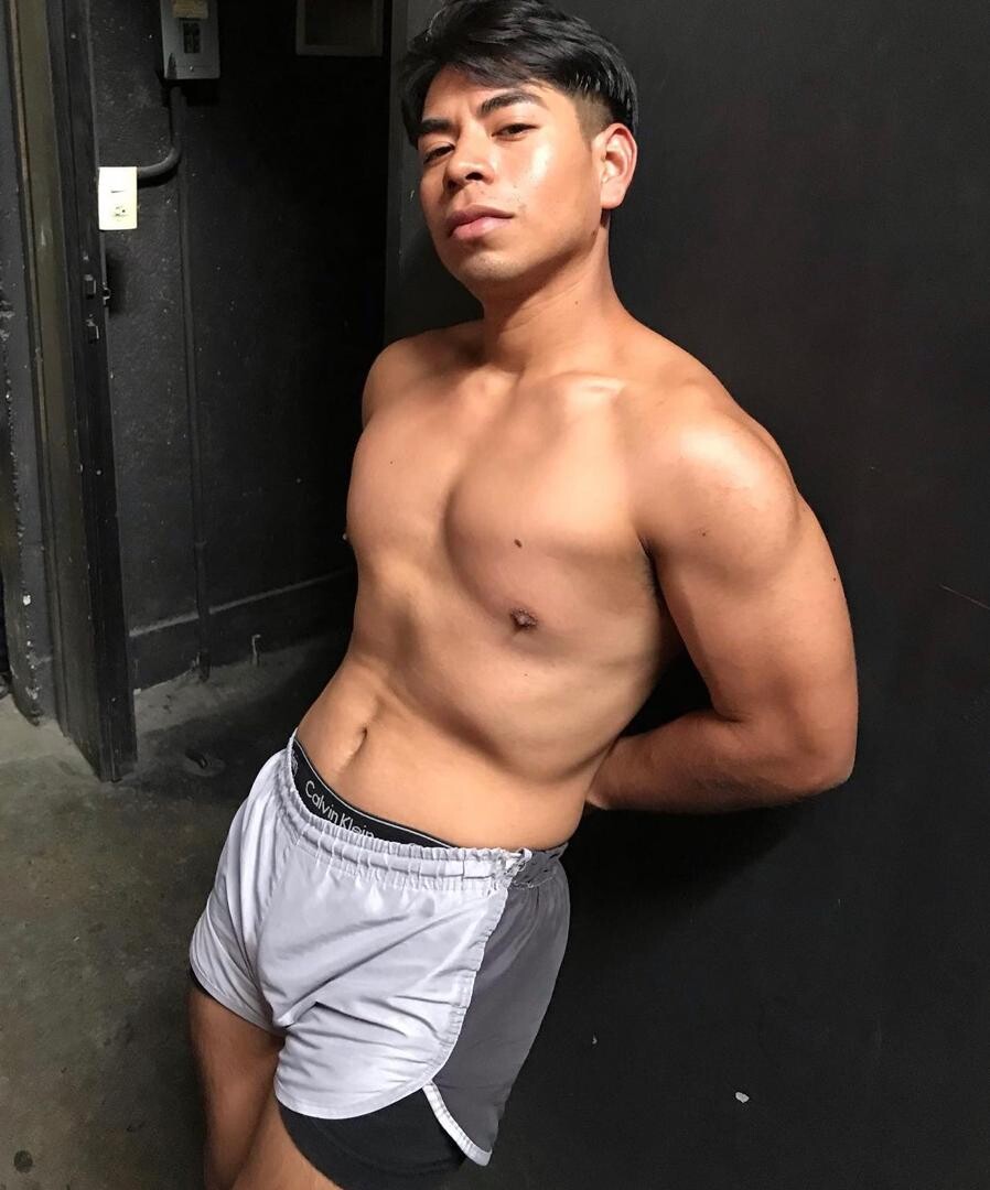 Simple and soft | Gay Male Escort in Connecticut | MintBoys