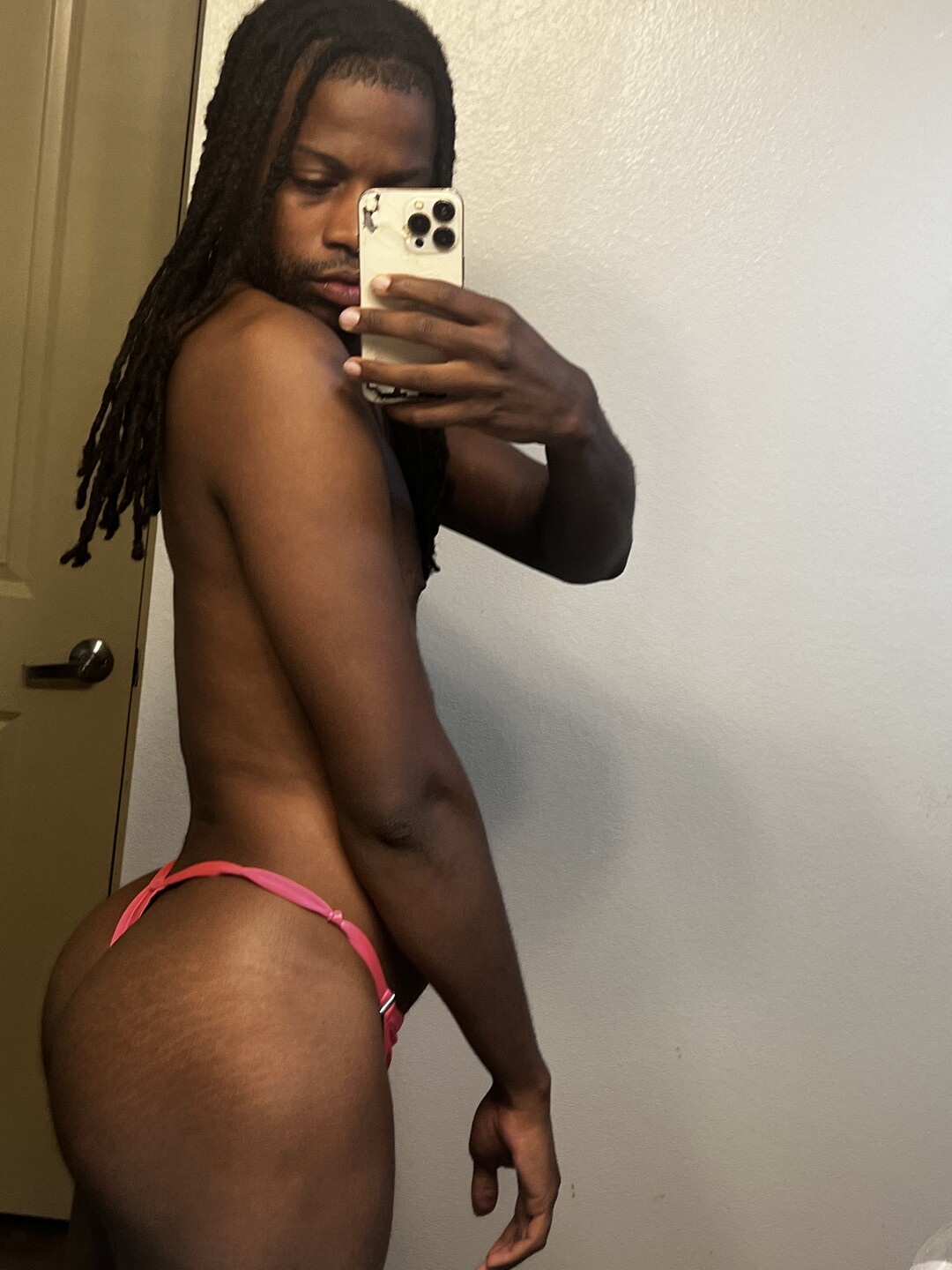 Dvo Divine | Gay Male Escort in Houston | MintBoys