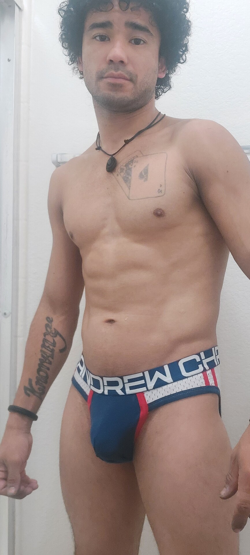 Young Hot Hispanic Hawaiian | Bi Male Escort in Las Vegas | MintBoys