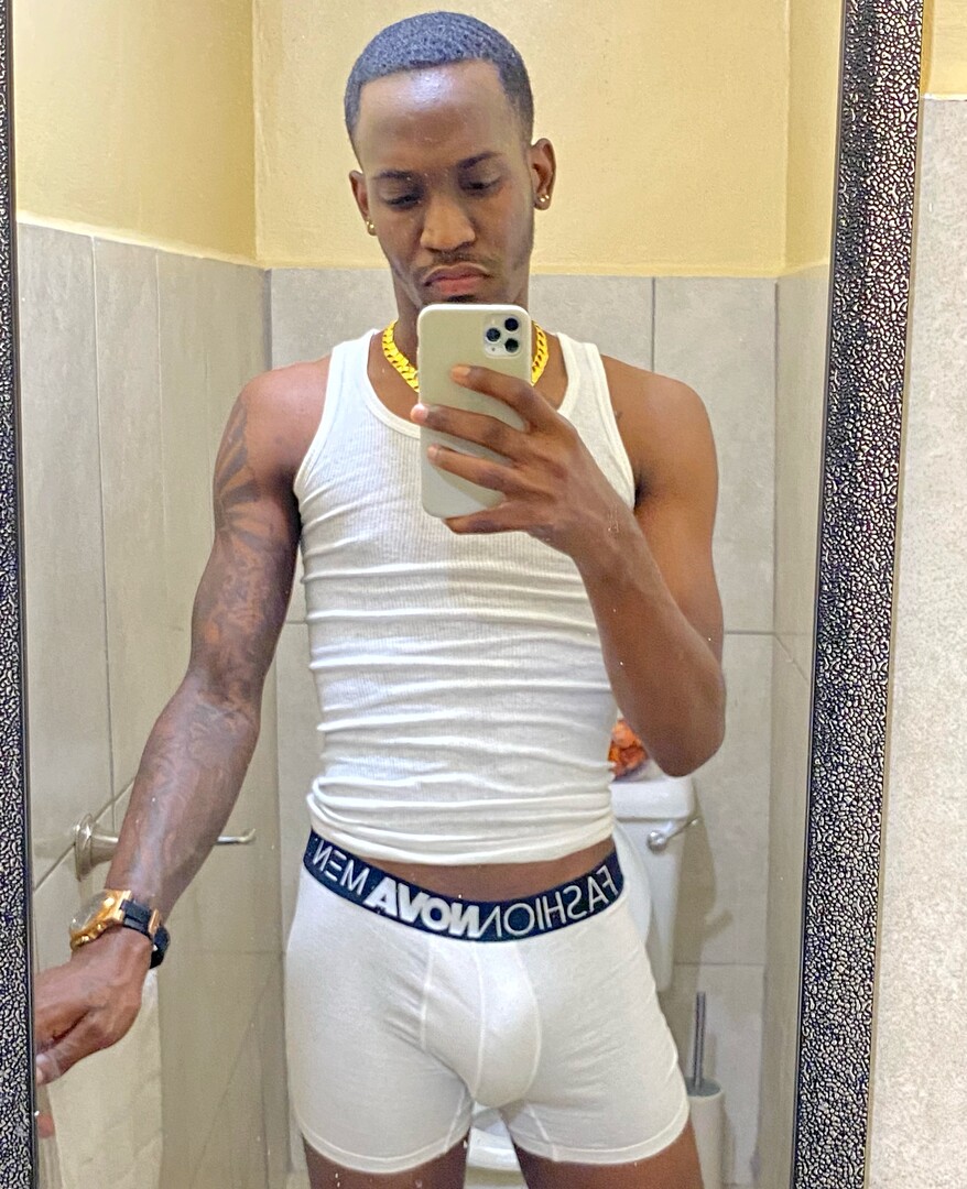 King Karter | Bi Male Escort in London | MintBoys