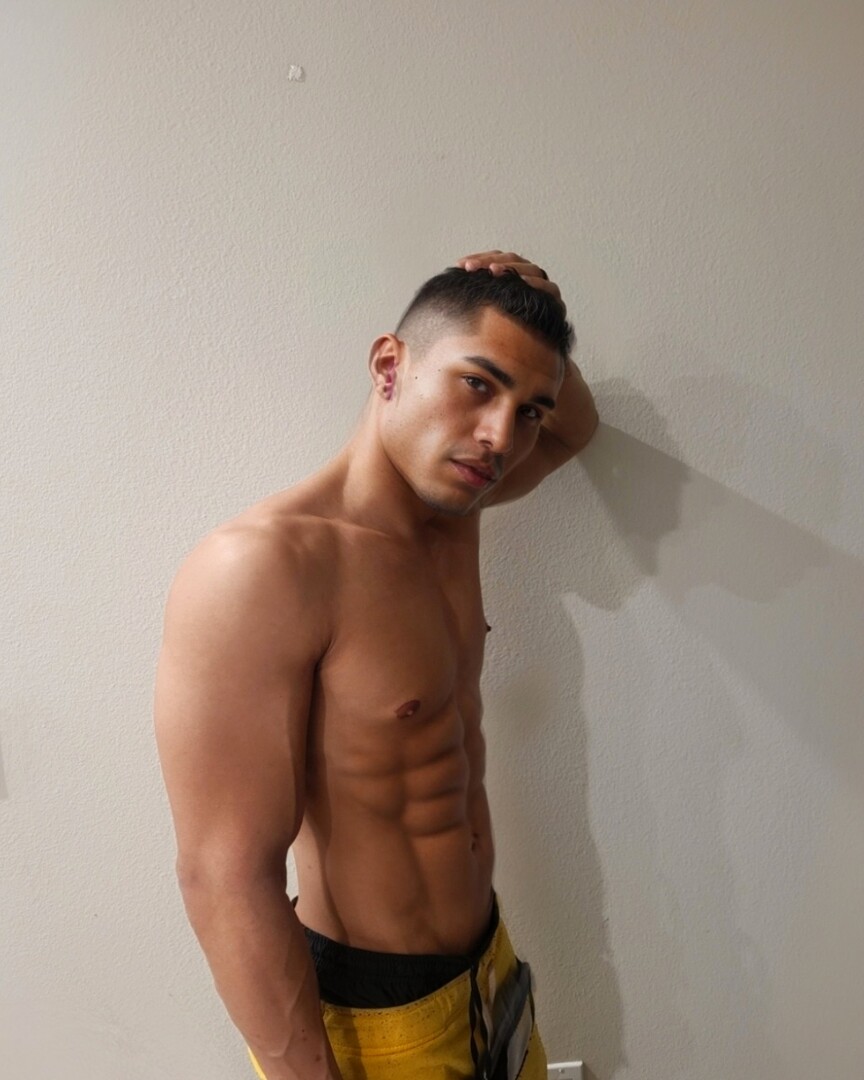 Fun | Gay Male Escort in Los Angeles | MintBoys