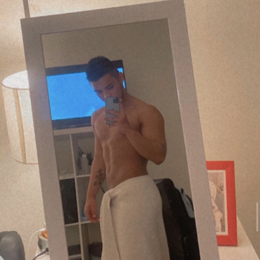 Lucas x King 🇨🇴🔥 | Bi Male Escort in New York City | MintBoys