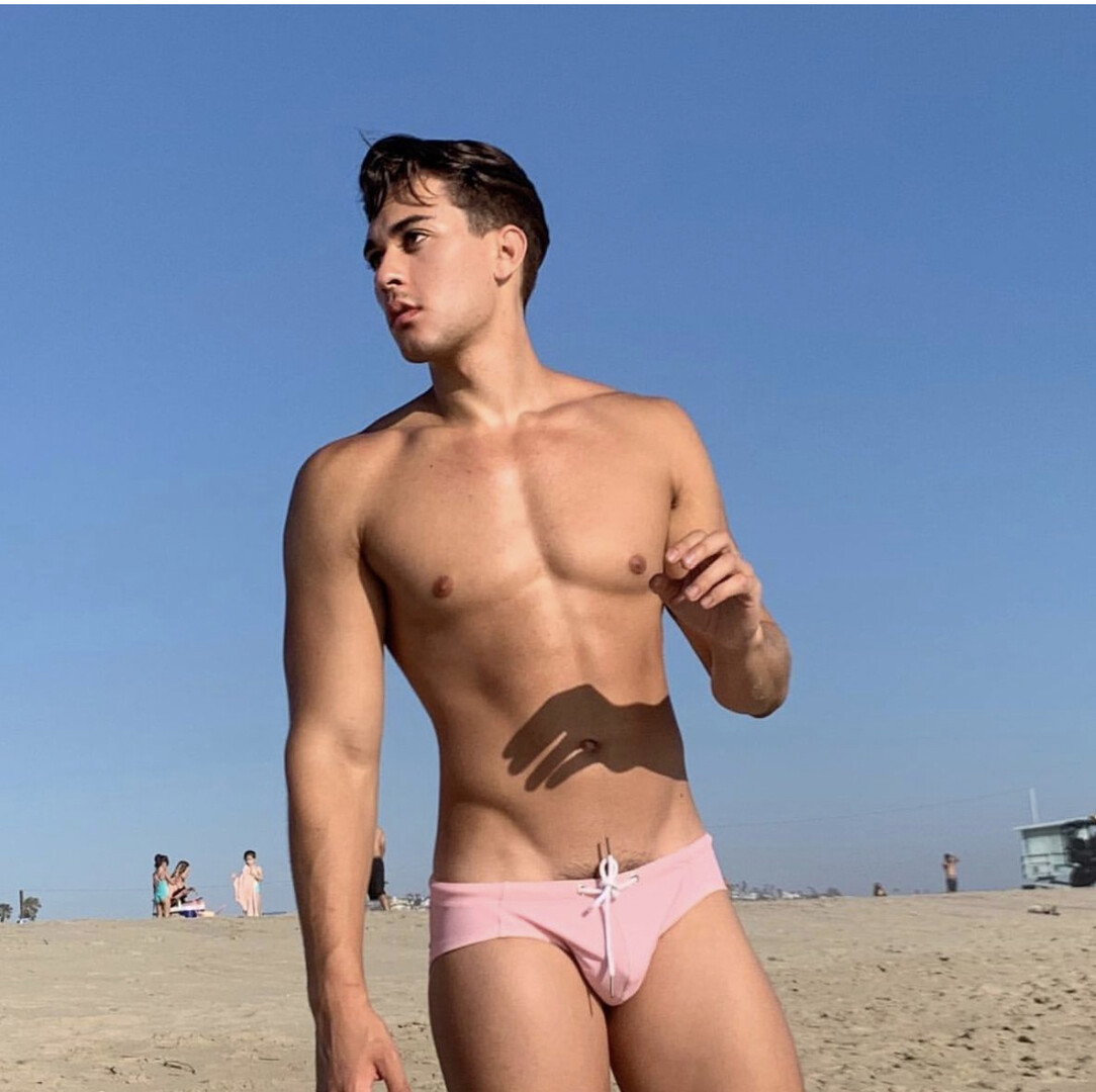 Cuteboy | Male Escort in Orange County | MintBoys