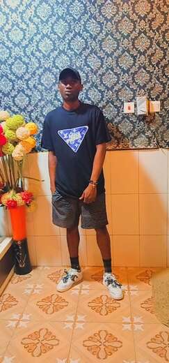 I'm a very healthy and caring person - Straight Male Escort in Accra - Main Photo