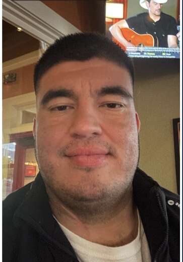 Easy, outgoing, friendly - Alternate Photo