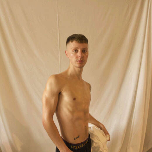 chill vers athletic twink - Gay Male Escort in Austin - Main Photo