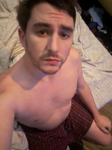 Looking too meet guys - Alternate Photo