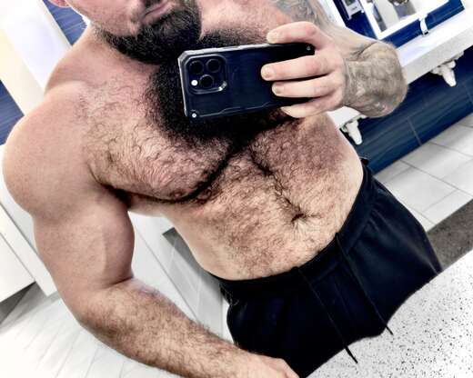 *** MUSCLE BEAR 275lbs *** - Alternate Photo