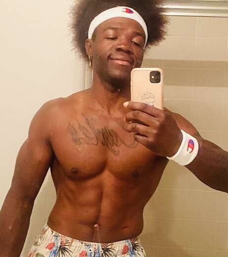 Hot Afro Brazillian 🍫🍫🍫🍫 - Alternate Photo