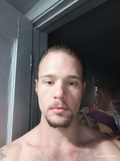 New here looking to please woman - Straight Male Escort in Bakersfield - Main Photo