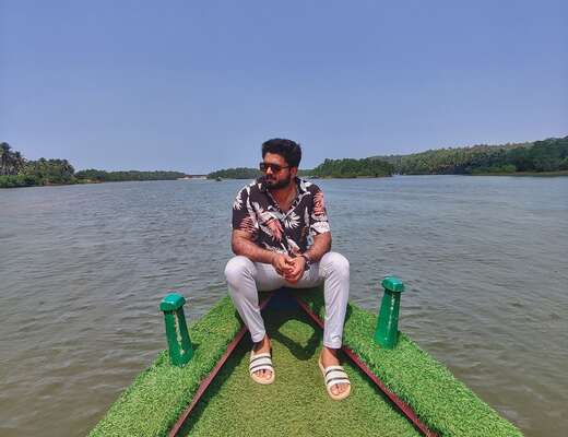 Hi everyone here to explore new things - Bi Male Escort in Hyderabad - Main Photo