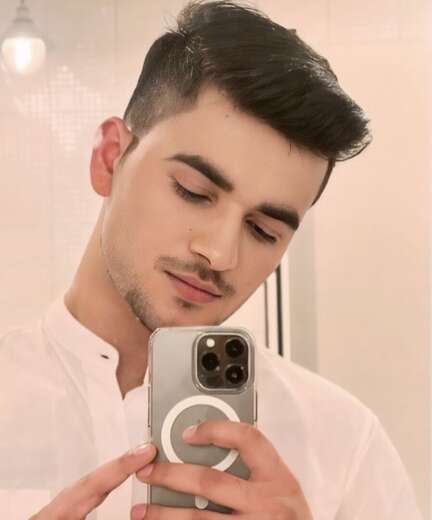 Straight male with good vibes - Alternate Photo