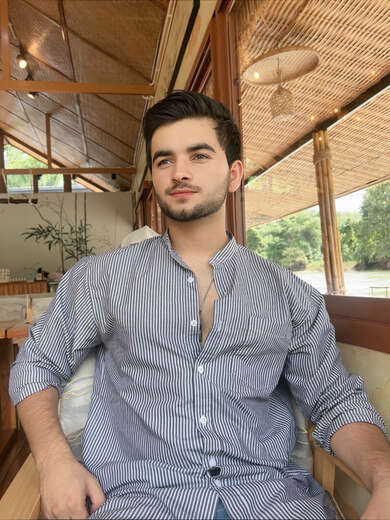 Straight male with good vibes - Alternate Photo