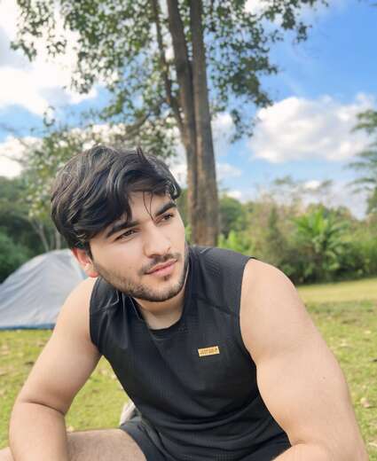 Straight male with good vibes - Alternate Photo