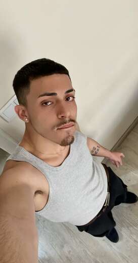 Only honest and discreet people - Gay Male Escort in Barcelona - Main Photo