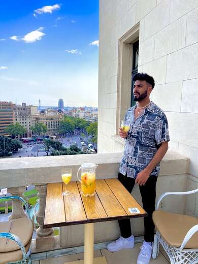 Soy Vick de la India, pero vivo en Barcelo - Straight Male Escort in Barcelona - Main Photo