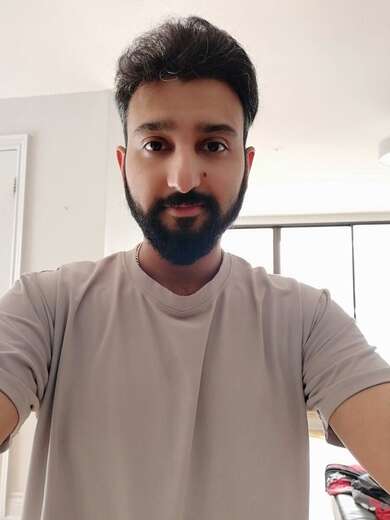 34yr Indian guy - Alternate Photo