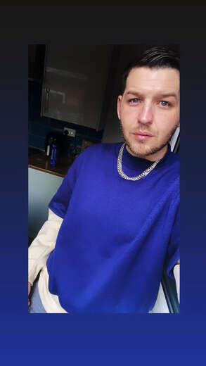 Irish charming 31 year old - Alternate Photo