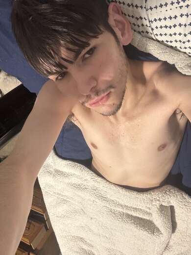 Fun 23 year old - Alternate Photo