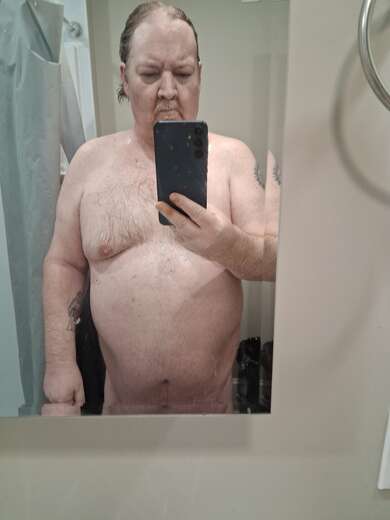 Looking to Entertain Women - Alternate Photo