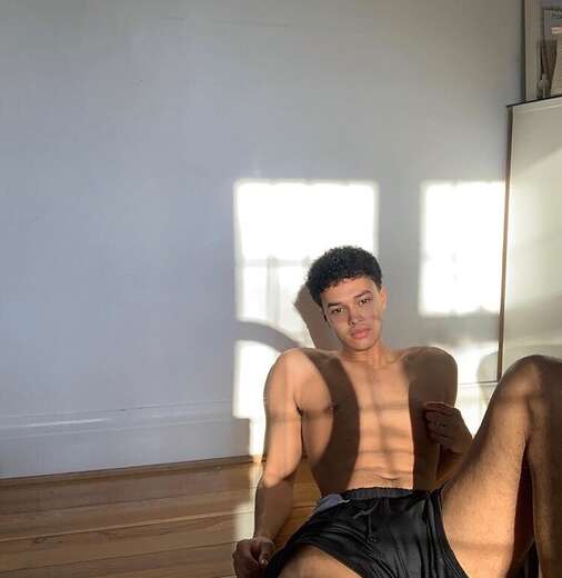 Calm and nice of me - Gay Male Escort in Brooklyn - Main Photo