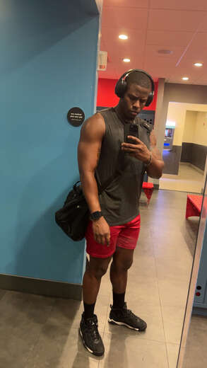 Strong Hands - Gay Male Escort in Brooklyn - Main Photo