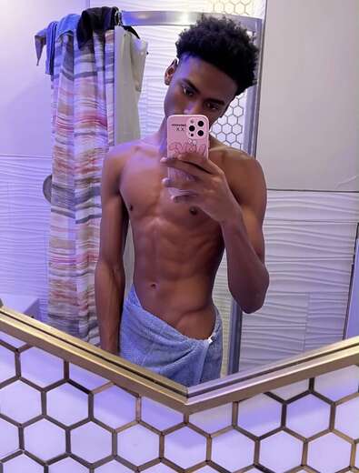 Clean, discreet, and experienced - Alternate Photo
