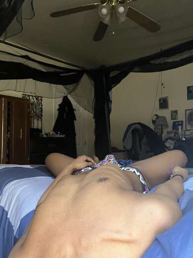 College boy for fun time - Alternate Photo