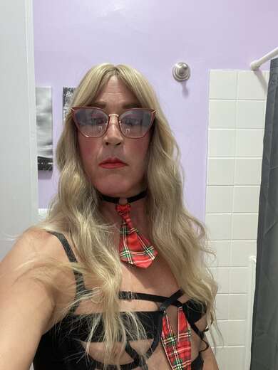 Hit me up - Alternate Photo