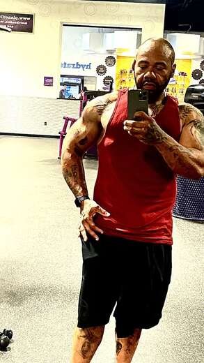 Gym rat who enjoys the finer things. - Straight Male Escort in Cleveland - Main Photo