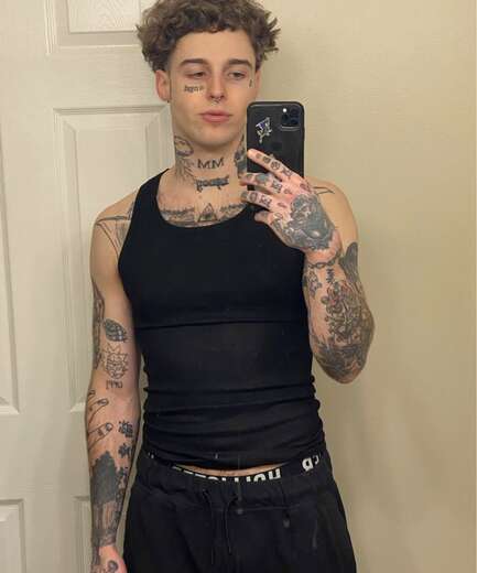 Tatted up companion for fun! - Male Escort in Cleveland - Main Photo